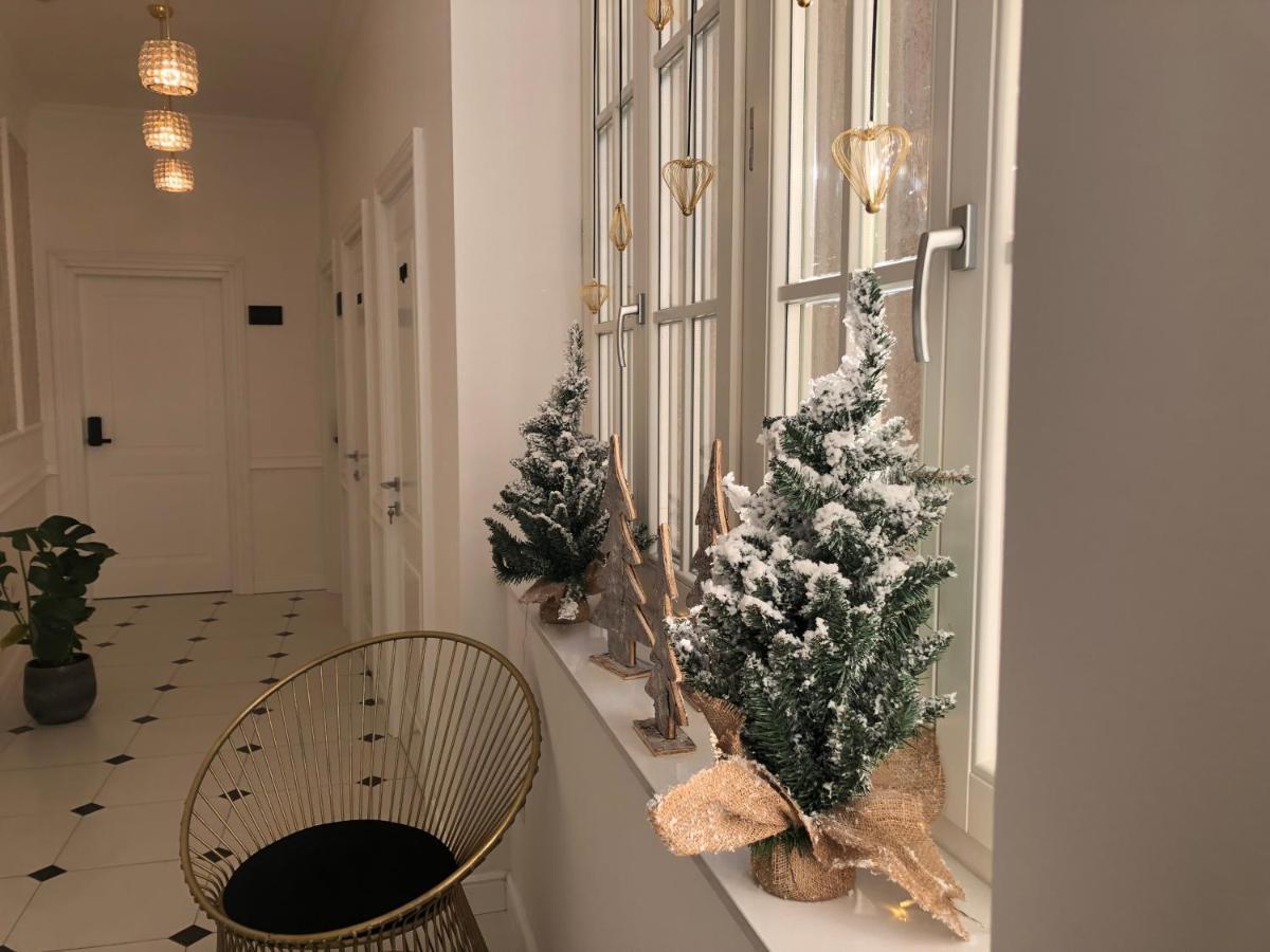 Pierrot & Pierrette Apartment